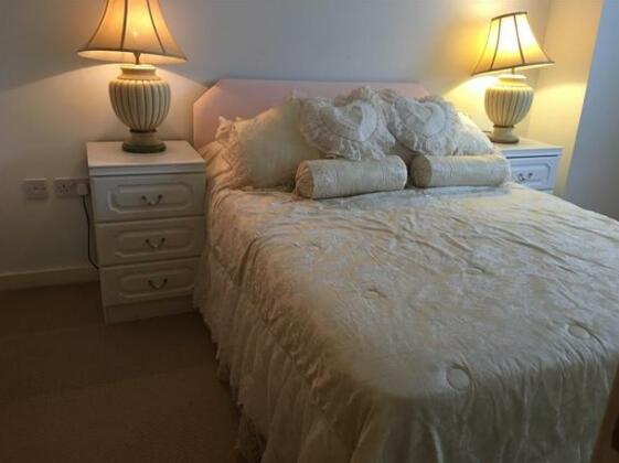 Mayfield Bed and Breakfast Addlestone - Photo3