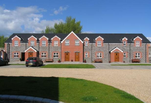 Stable Court Apartments - Photo3