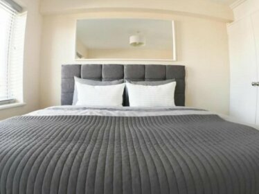 Luxury One Bedroom Apartment Aldershot Sleeps 4