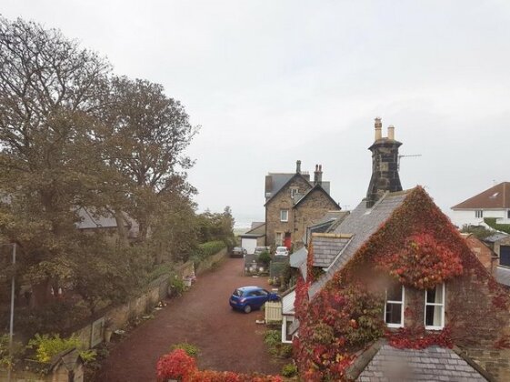 The Saddle Bed & Breakfast - Photo3