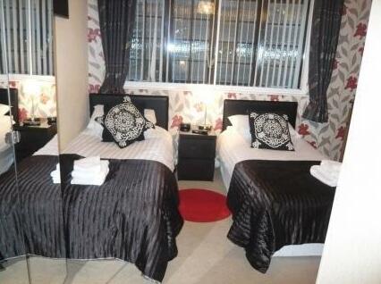 The Georgian Guesthouse - Photo2
