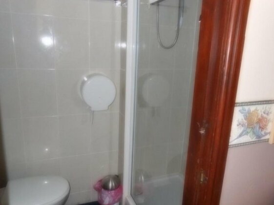 Dinorben Arms Hotel - Photo3