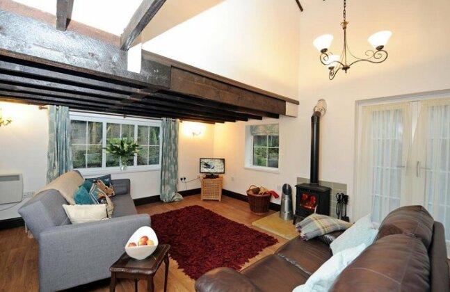 Sparrows Nest Holiday Cottage - Photo5