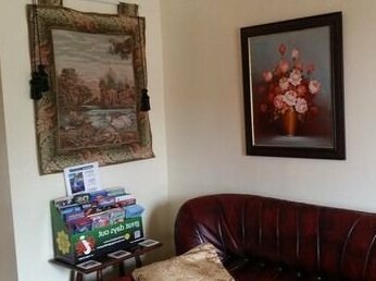 Sportsmans Lodge Bed and Breakfast - Photo3