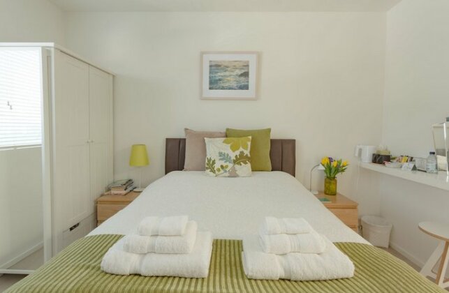 KnoydART Bed and Breakfast - Photo5