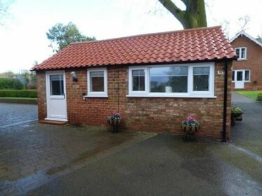 Crossways Self-Catering Accommodation - Self Contained and Independent