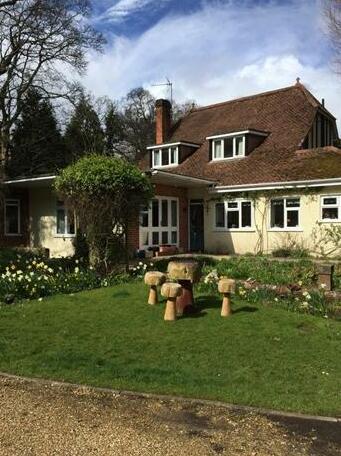 Kingswood Cottage