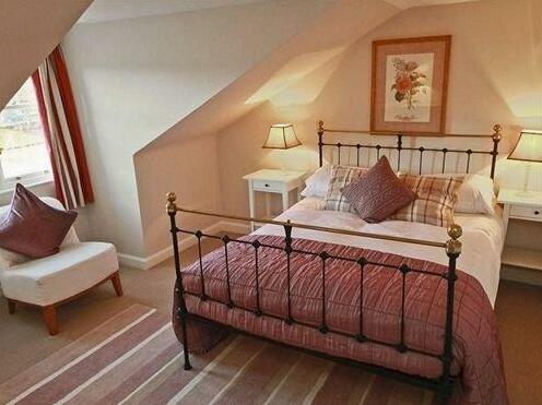 Seventeen Eglinton Terrace Bed and Breakfast - Photo4
