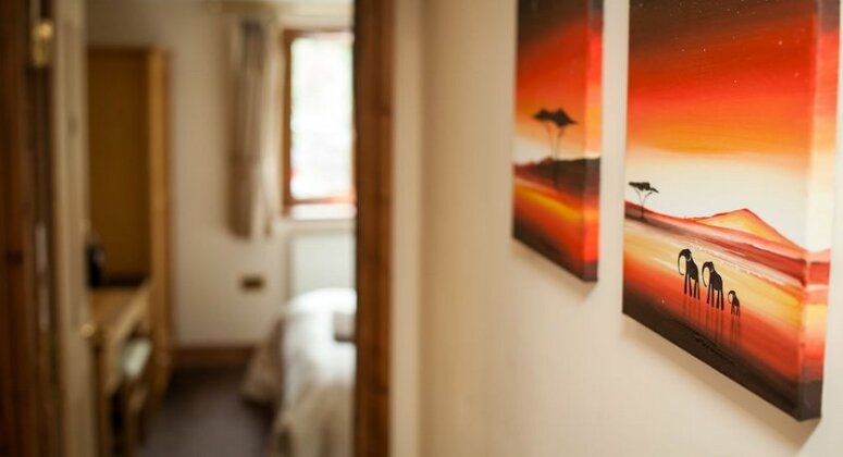 Acorns Guest House - Photo2