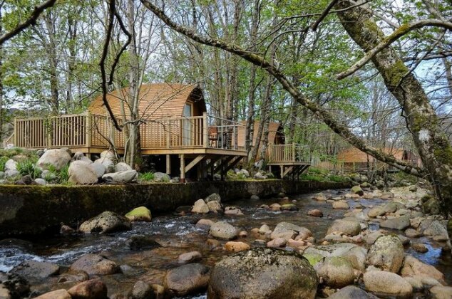 RiverBeds Lodges with Hot Tubs - Photo3