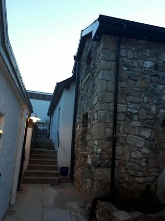 The Stonehouse in the heart of Ballycastle - Photo2