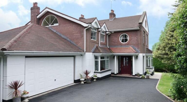 Pinetrees Bed & Breakfast - Photo2
