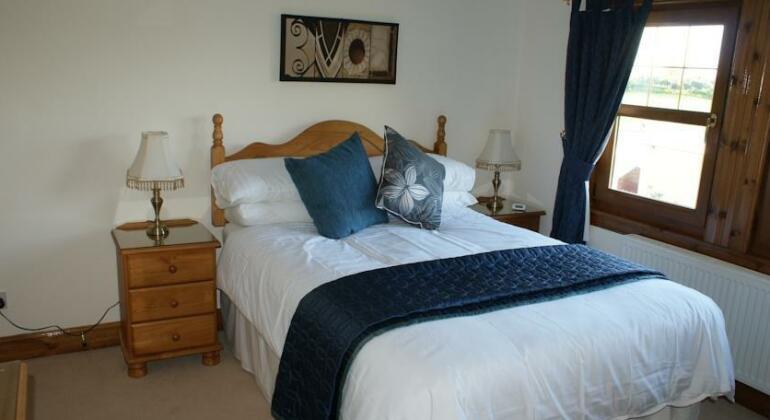 Woodend Bed and Breakfast - Photo4