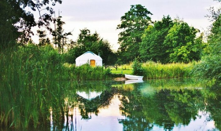 Acorn Glade Glamping - Photo4