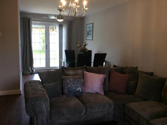 Villa Belle Basildon - Photo5