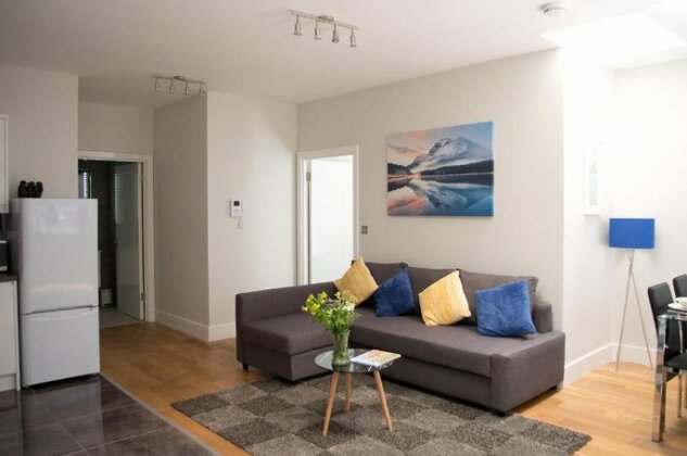 Wolverton Suite - Basingstoke Central Apartment - Photo2