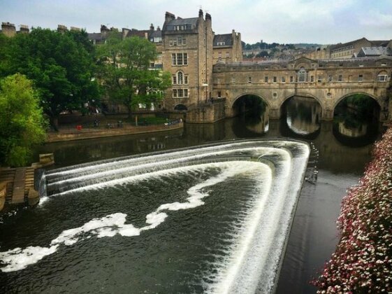 Bridge House Bath