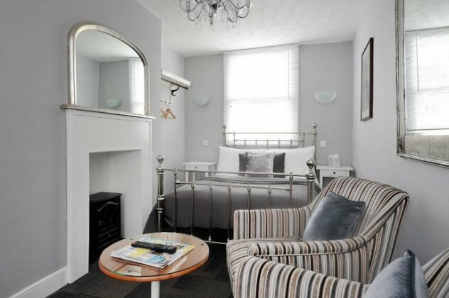 Central Bath Monmouth Place Apartment - Photo2