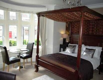 The Bath House Boutique Bed & Breakfast