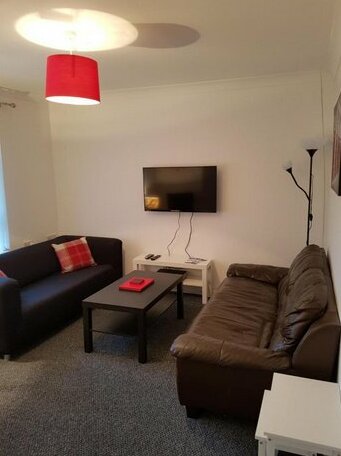 Bathgate Contractor and Business Apartment - Photo4