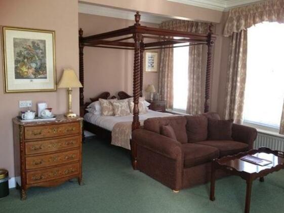 Powdermills Country House Hotel - Photo3