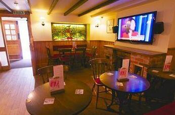 The Craster Arms Hotel in Beadnell - Photo2