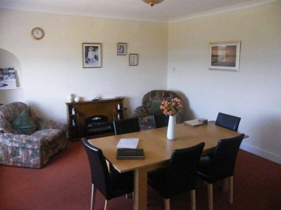 Elmbank Accommodation - Photo4