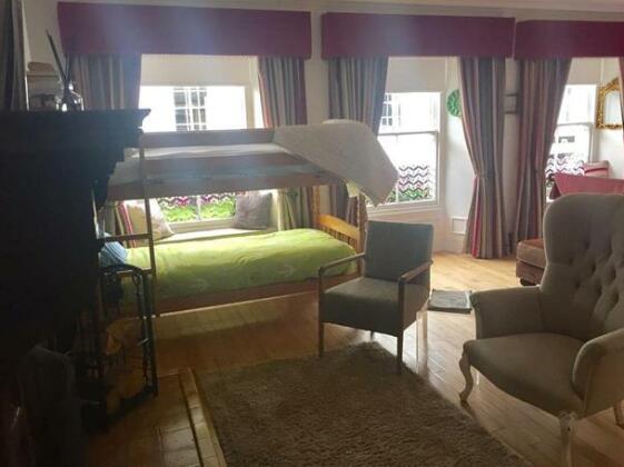 Sallyport Guest House - Photo5