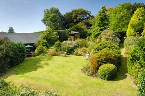 West Coates - Photo2