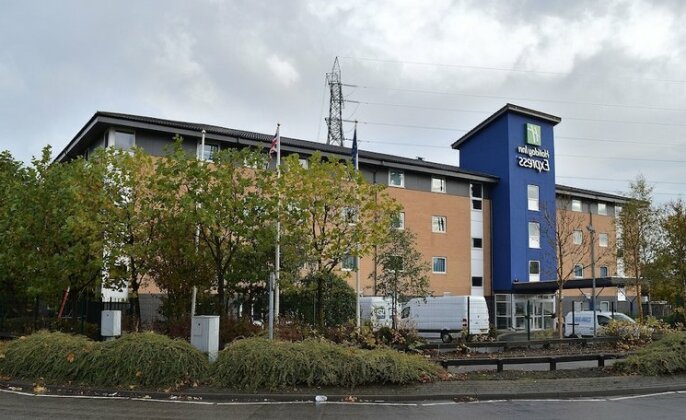 Holiday Inn Express Birmingham Star City