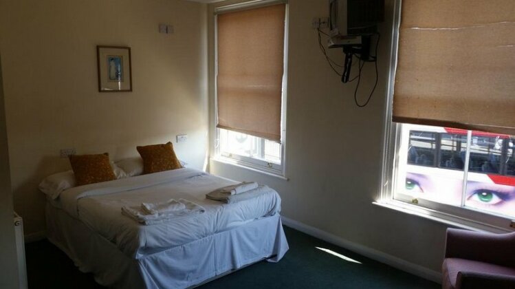 The Kerryman bed and breakfast - Photo5