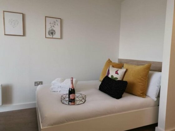Very Central 2 Mins to Canals 17th Floor City View - Studio Apartment - Photo2