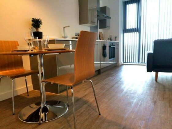 Very Central 2 Mins to Canals 17th Floor City View - Studio Apartment - Photo3