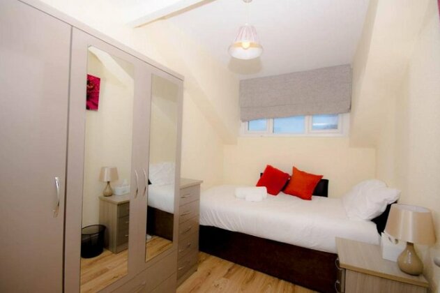 Wonderful 2 bed Guest House in Moseley Village - Photo3