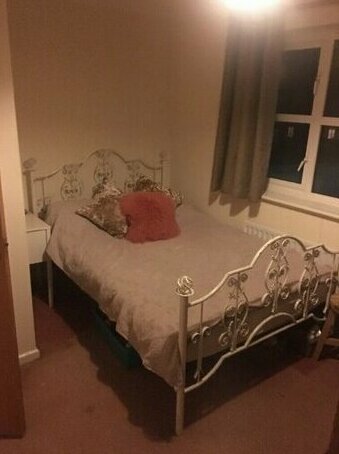 Homestay - Cute light double room available 2