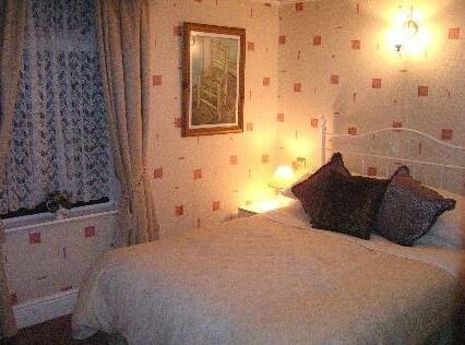 Dunromin Hotel Guest House Blackpool - Photo2