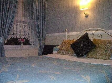 Dunromin Hotel Guest House Blackpool - Photo4