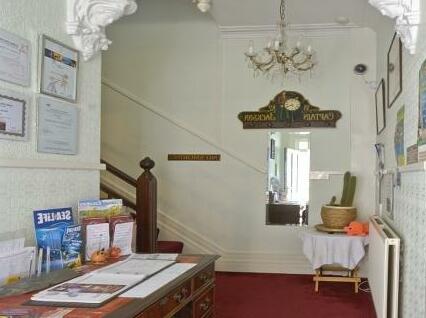 Queen Victoria Guest House - Photo4