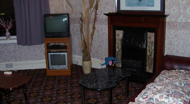St Andrews Guest House Blackpool - Photo3