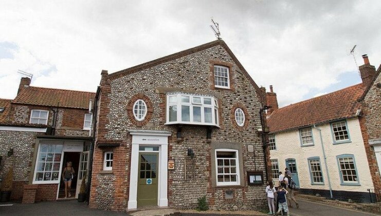 The White Horse Blakeney