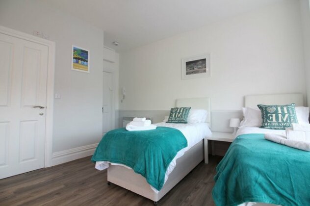 Diamond - Southbourne Grove Villa Apartment 1 - Photo3