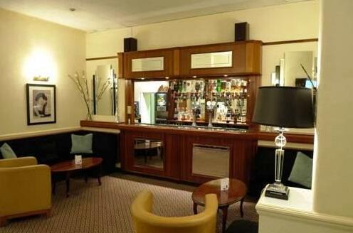 The Hinton Firs Hotel - Photo4