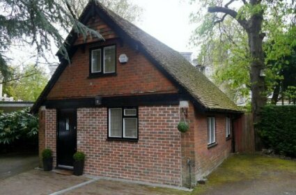 Tudor Cottage Lodge