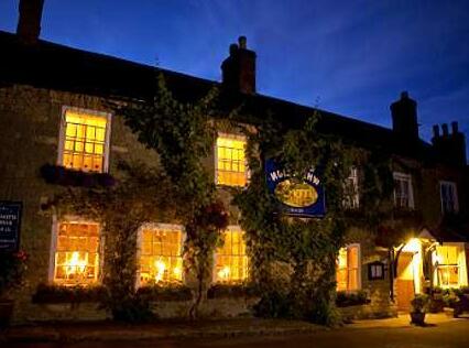 The White Lion Inn Bourton - Photo4