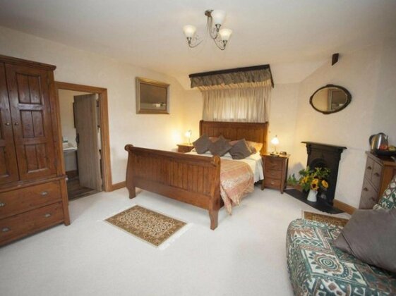 Beeches Farmhouse & Cottages - Photo5