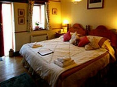 Beeches Farmhouse Farmyard B B Pig Wig Self Catering Holiday Cottages