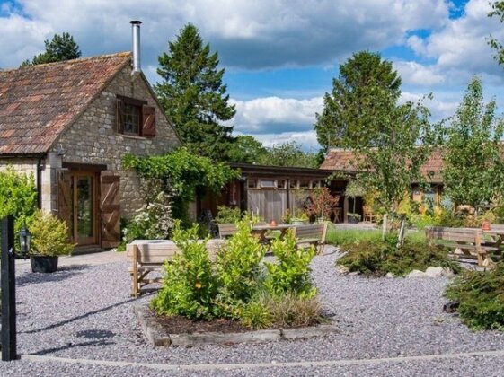 Widbrook Barns