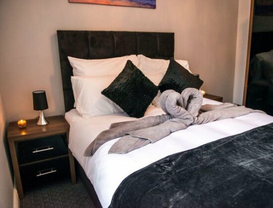 Meridian Serviced Apartments - Photo3