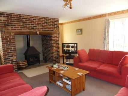 Highdown Farm Self Catering Cottages - Photo4