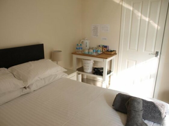 Holmsleigh Guest House - Photo4
